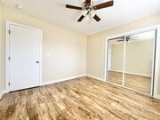 Photo - 1439 W 85th St Apartment Unit 5