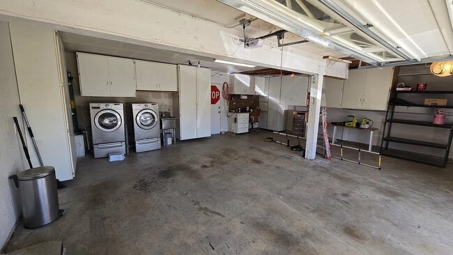 Photo - 1629 Centre Ct