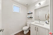 Photo - 2928 Rowena Ave Unit 3