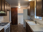KITCHEN/LAUNDRY - 2133 Casita Ct House