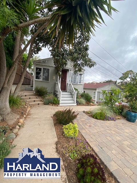 Photo - 3225 Columbia St