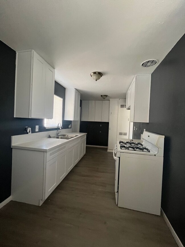 757 - 757 Apartment Unit #B