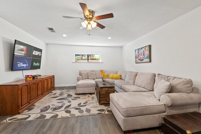 Photo - 1223 J Ave Unit ID1024470P