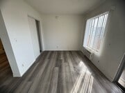 Photo - 1325 Hoover S St