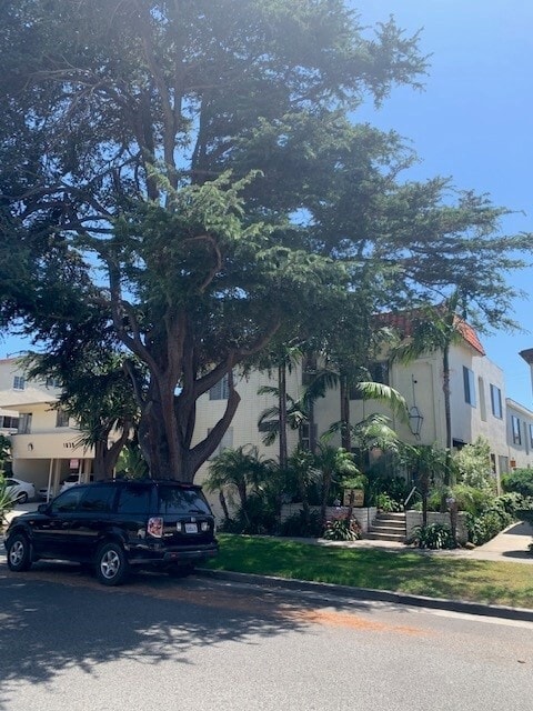 Photo - 1034 9th St Apartments