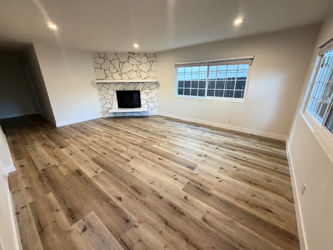 Photo - 1452 Berkeley St