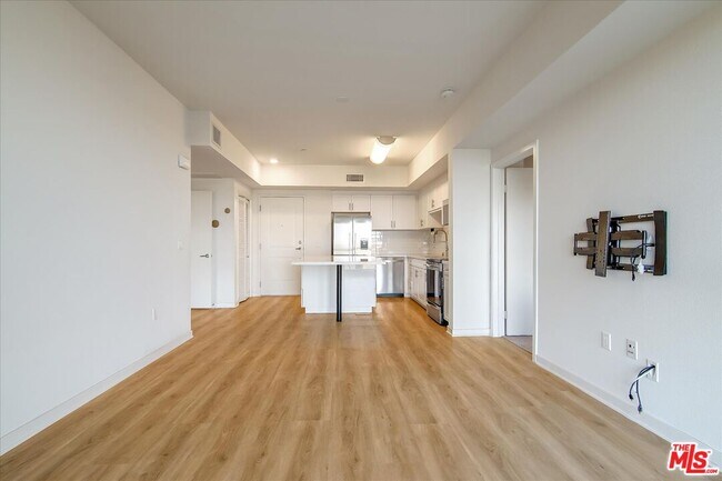 Photo - 12655 Bluff Creek Dr Unit 304