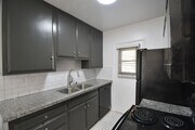 Photo - 14120 Hamlin St Unit 10