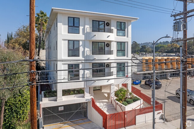 Photo - 4214 Fulton Ave