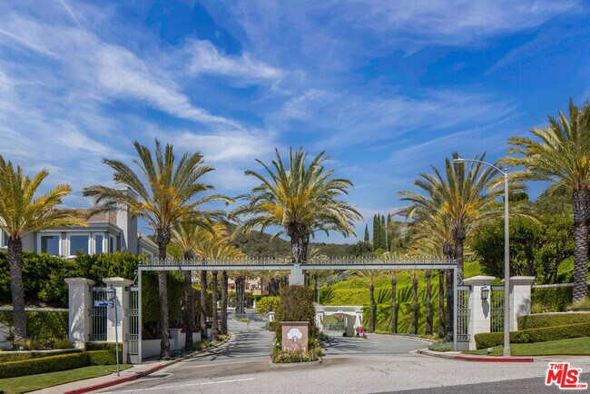 Photo - 16800 Calle Montecito