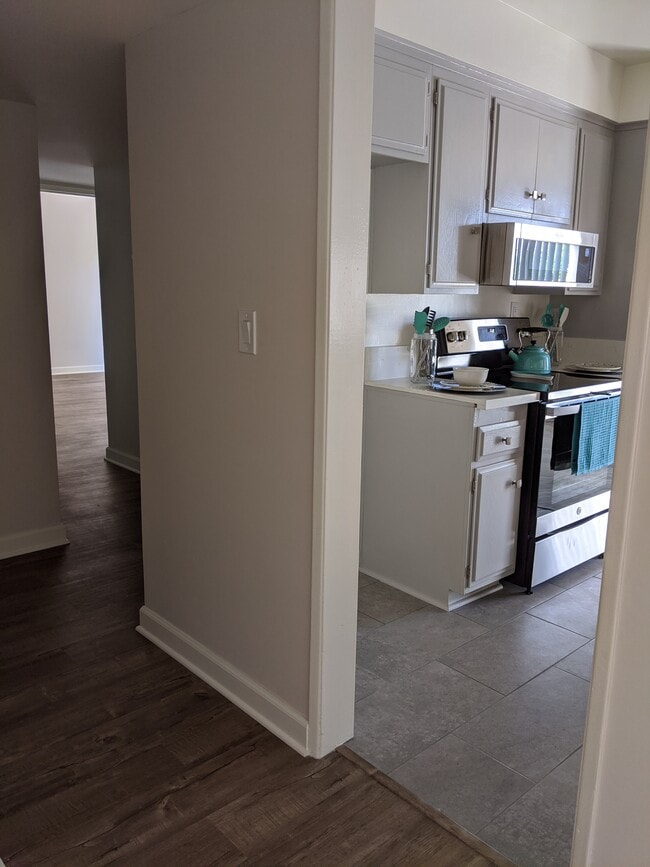 Photo - Summit Apartments