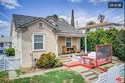 Photo - 923 Manzanita St