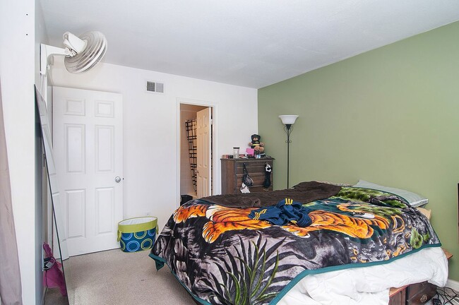 Photo - MUST SEE! 3 bedroom, 2 bath home with large backyard and private pool & spa.