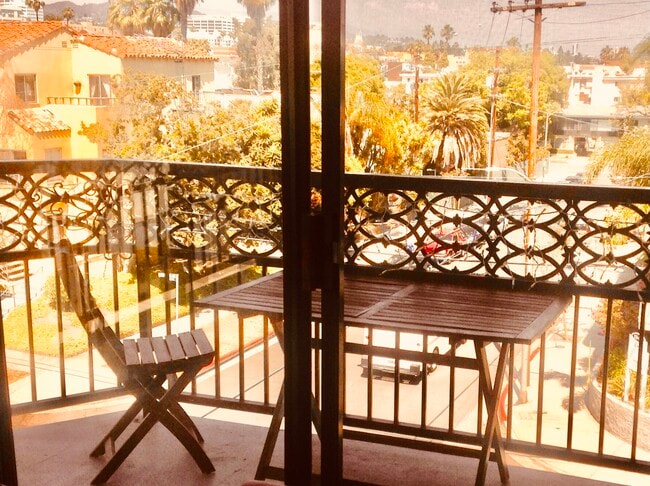 Spacious Wrap Around Balcony - 235 sq ft - 1355 Sierra Bonita N Ave Unit 401
