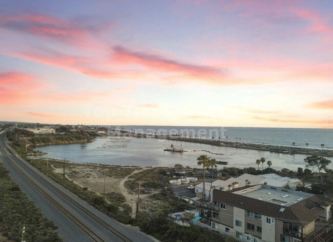 Photo - **Beautiful, Fully-Furnished 2 bed / 2.5 bath Townhome in Coastal Carlsbad - Available NOW**