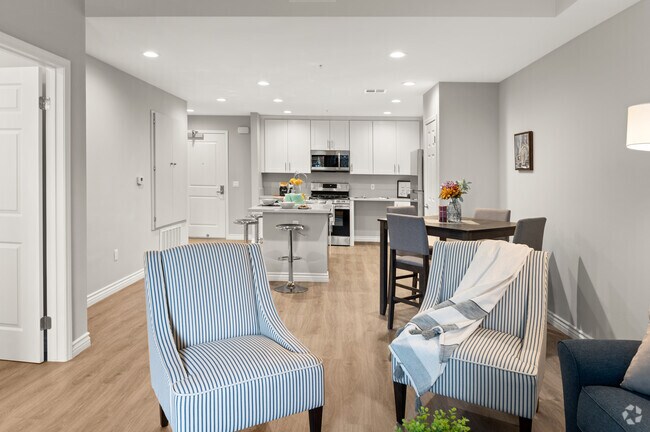 1BR, 1BA - 866SF - Centerpointe at Market