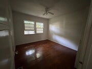 Photo - 2822 St George St