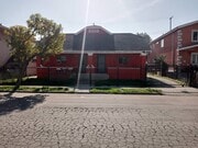 Photo - 632 W 78th St