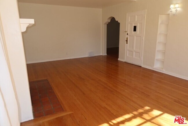 Photo - 1104 N Maryland Ave