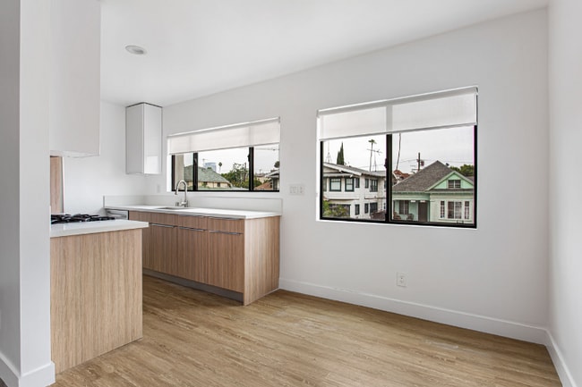 Photo - 1949 Park Grove Ave Unit 7