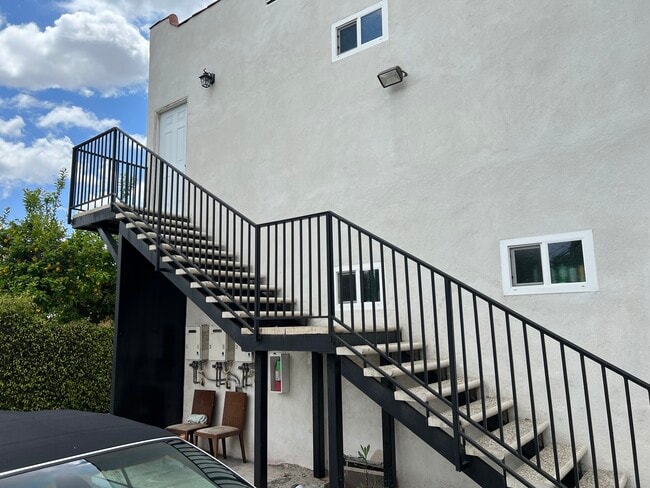 Photo - 318 S Chevy Chase Dr Apartments