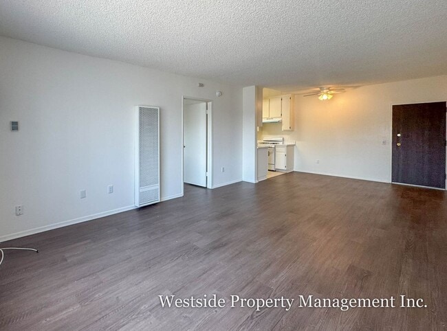 Photo - 6253 Lankershim Blvd Apartment Unit 203
