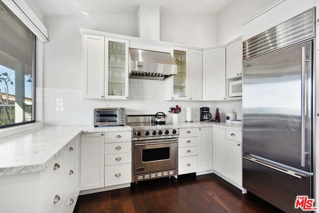 Photo - 6787 Las Olas Way