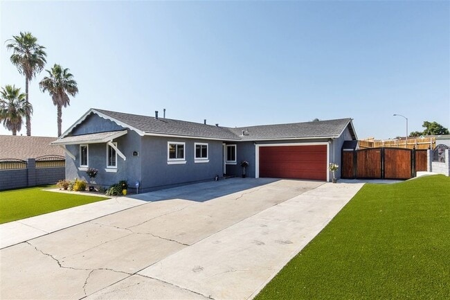 Building Photo - 395 Deep Dell Rd