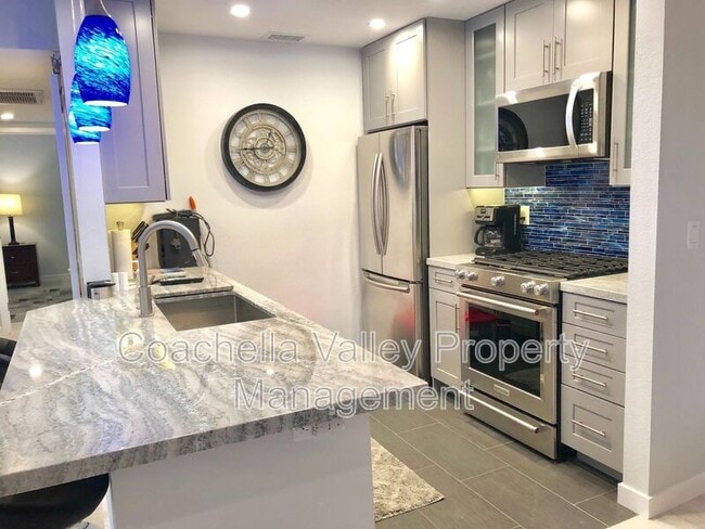 Building Photo - 1111 Ramon Rd Unit #101