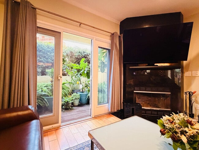 Photo - 1313 Washington St Unit ID1461264P