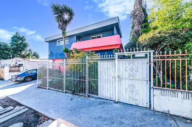 Photo - 1908 Clinton St Unit 3