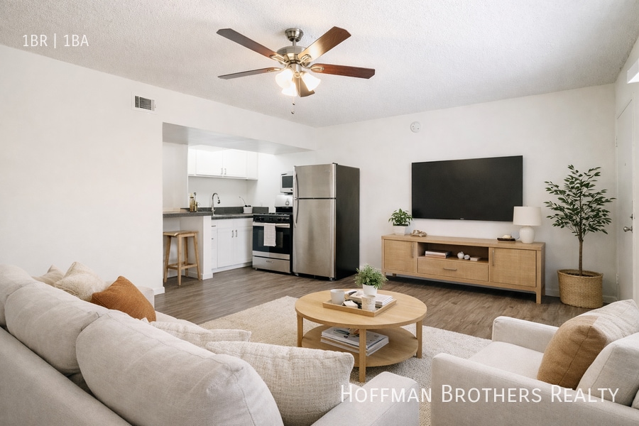 Photo - 4558 W 173rd St Unit AA