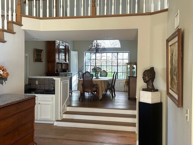 Photo - 3098 Dragonfly St