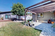 Photo - 1843 Las Lunas St