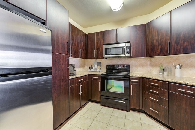 Photo - Triana Apartments