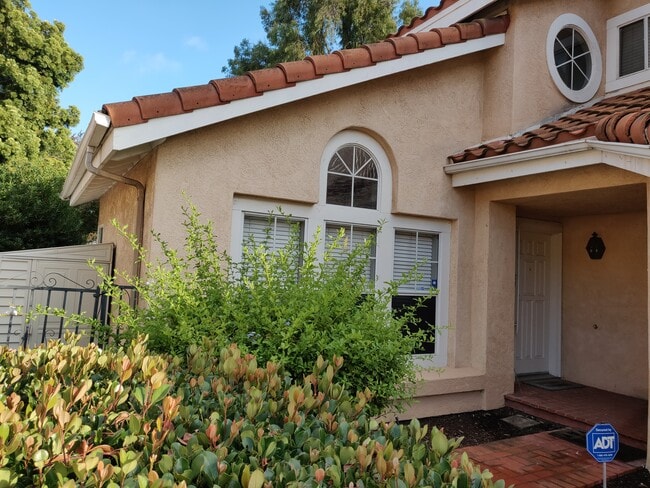 Photo - 1808 Crystal Ridge Way