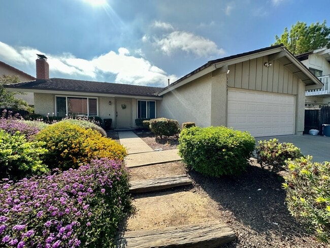 Your Dream Rental Home in Rancho Penasquitos! - Your Dream Rental Home in Rancho Penasquitos!