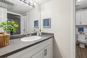 1BR, 1BA - 800SF - Bathroom - The Reserve at Warner Center