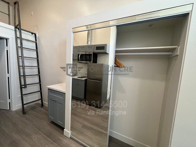 Photo - 136 W San Ysidro Blvd Unit 3