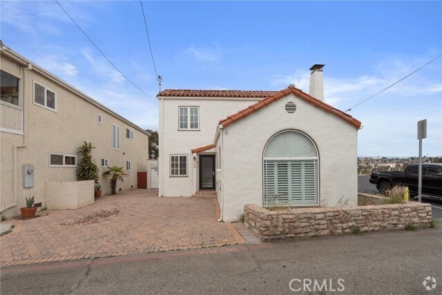 Building Photo - 1908 Loma Dr Rental