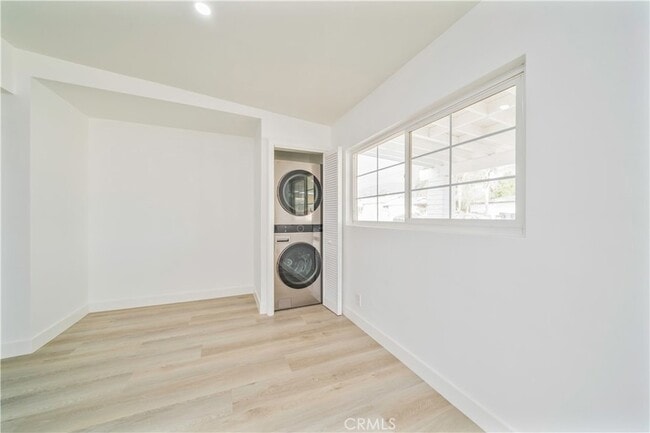 Photo - 147 E Central Ave