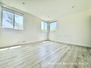 Photo - 727 Silver Lake Blvd