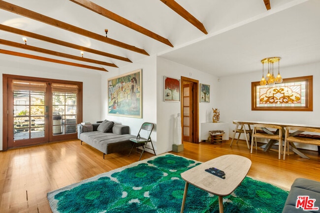 Photo - 416 Sherman Canal