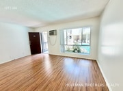 Photo - 919 N Alfred St Unit 105
