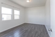 Photo - 1260 W 39th St Apartments