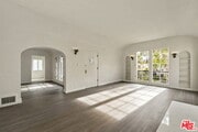 Photo - 428 S Bedford Dr