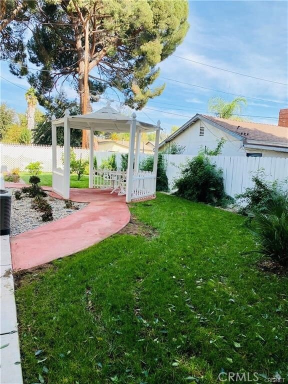 Photo - 19238 Arminta St