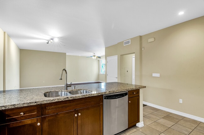 Photo - 629 Traction Ave Unit 616