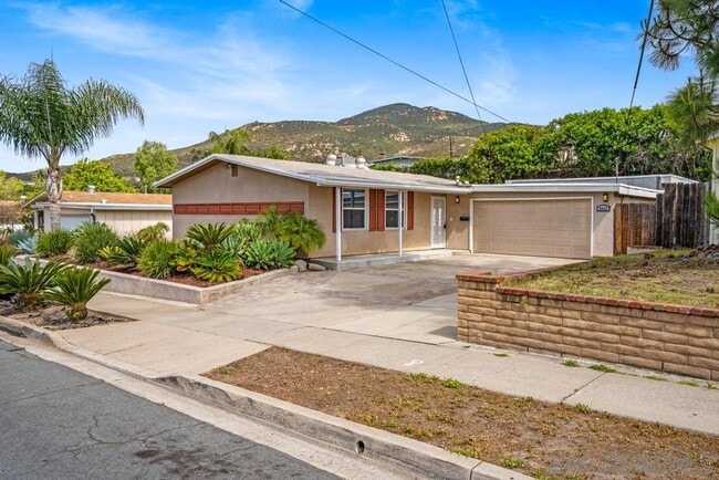 Photo - 8058 Tommy Dr House