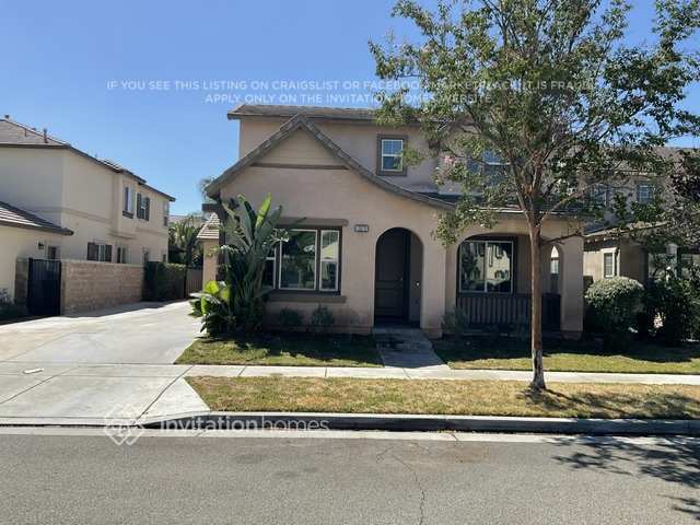 Building Photo - 12579 Chimney Rock Dr Rental